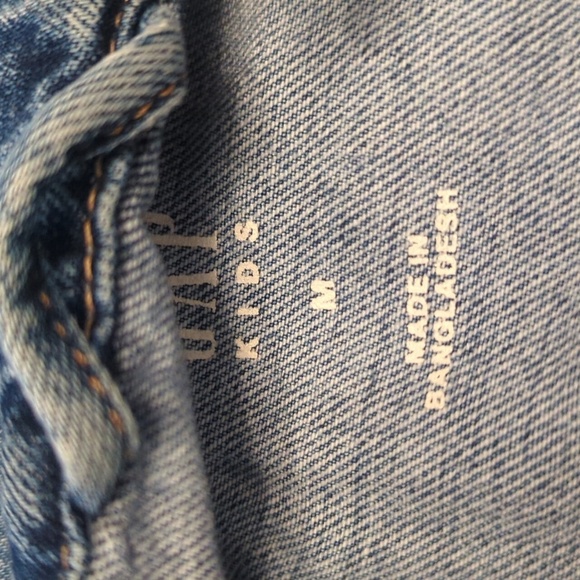 Girls Gap Denim Jacket with Tie-Dye Accent - Good Condition Size 7 - Picture 3 of 5